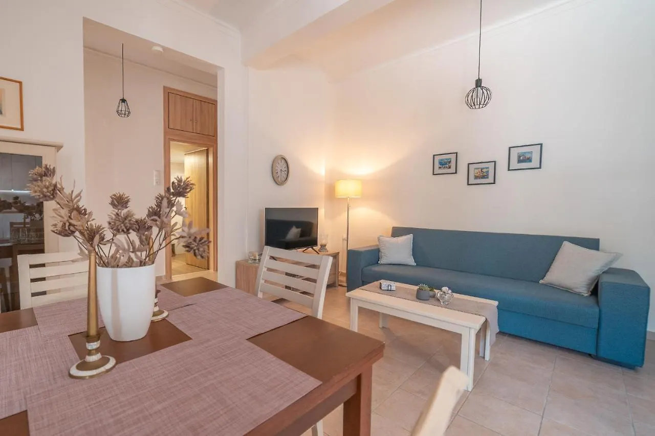 Stylish Central Renovated Apartment Héraklion