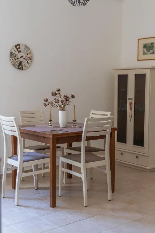 Stylish Central Renovated Apartment Héraklion